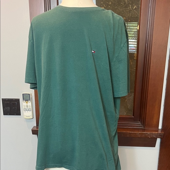Tommy Hilfiger Forest Green Men's Tee - Picture 1 of 4